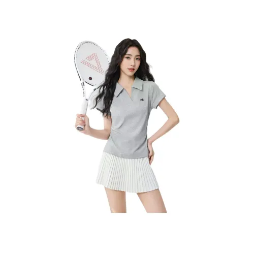 Love To Serve Стандартная T-рубашка Женская