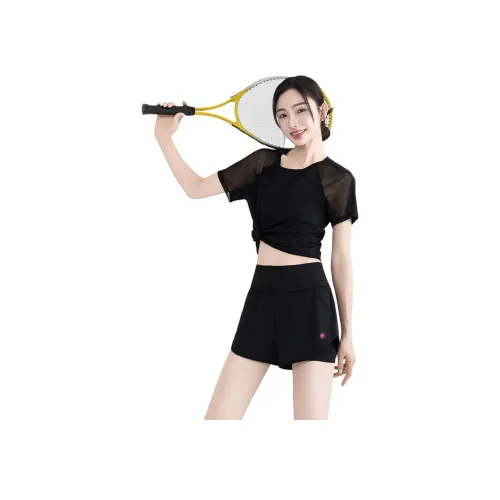 Барби Женские Йога T-рубашки