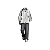 Двухкомпонентный комплект (Белый серый свитшот + черные джинсовые штаны)