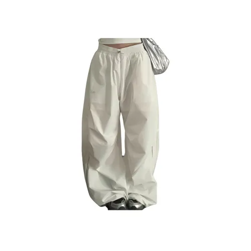 YEARNED Белые Женские Джинсы