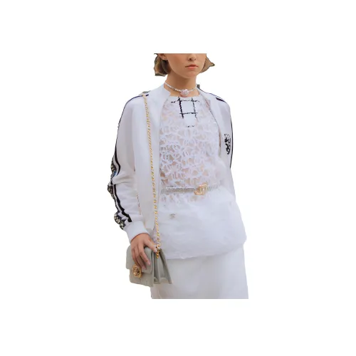 CHANEL 23 Spring Summer Новые товары Куртки и пальто Женские Белые