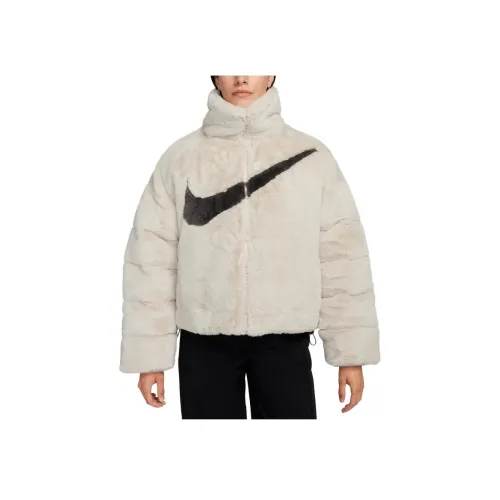 NIKE Бежевые Женские Куртки