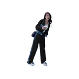 Черный комплект из свитшота