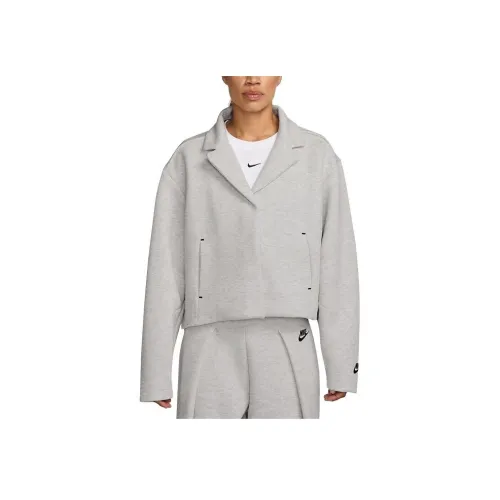 Nike Sports Life Collection Куртка Женская