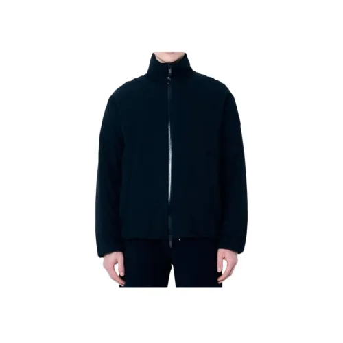 Moncler Пуховики и зимние пальто Мужской