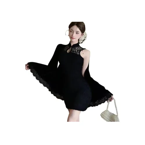 BEAUTIFUL CONFESSION Комплект с юбкой Женские