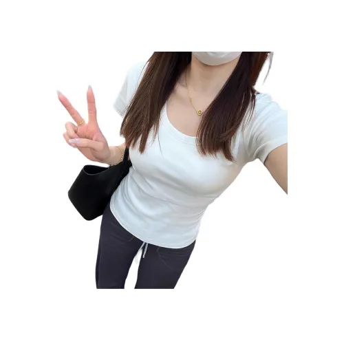 Puppytown Женские футболки