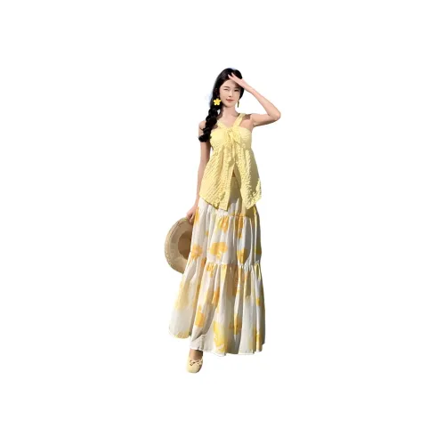 MORii Женские Комплекты с юбкой