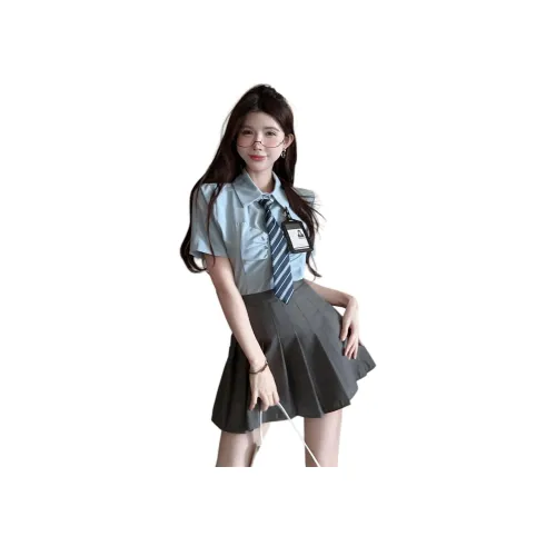 Dale Beauty Short Sleeved Dress Women's