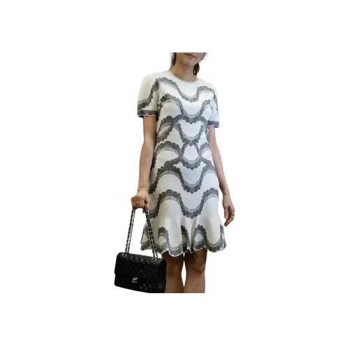 Alexander McQueen Короткий рукав платье женский белый серый