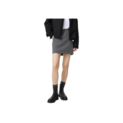 UNIQLO Темно-серые Женские Повседневные Шорты