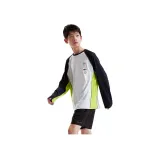 Чёрный, белый, зелёный, многоцветный.