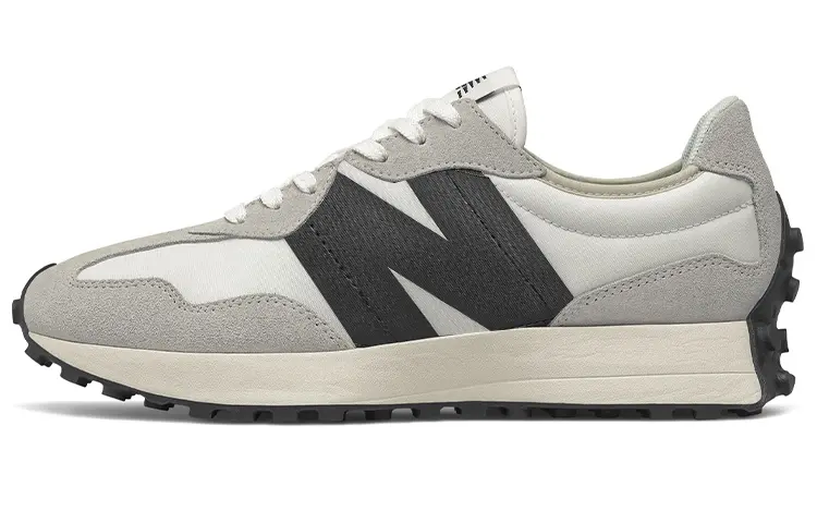 New Balance 327