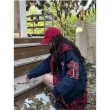 Темно-синий