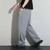 Темно-серый