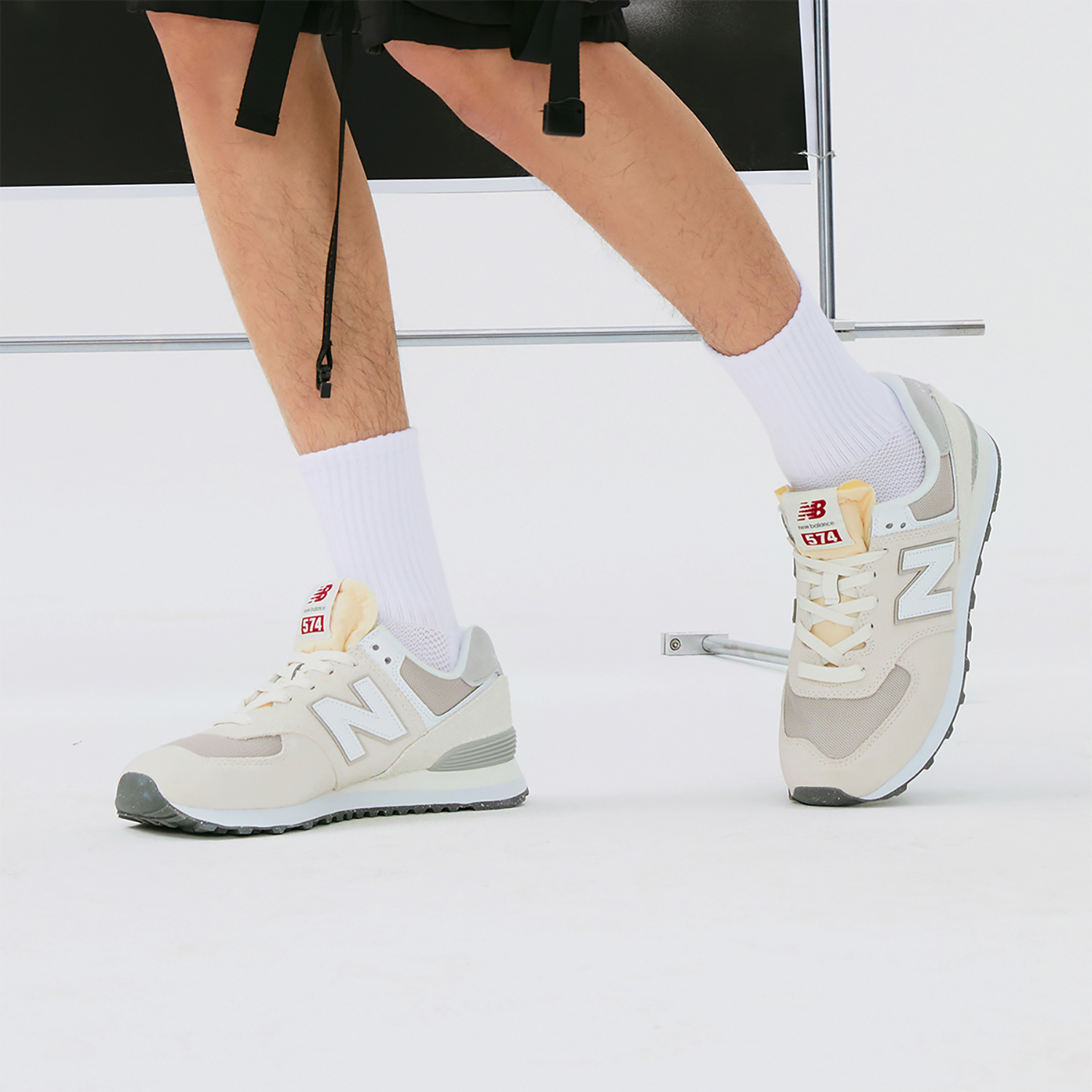 New Balance NB 574 Текстиль Замша Весенний Летний Низкий Верх Повседневная Обувь Унисекс Белый — фото 11