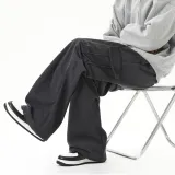 Темно-серый