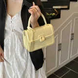 Желтая сумка для покупок