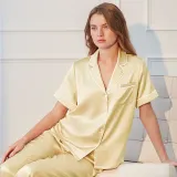 Жёлтый