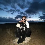 Белая рубашка + черный жилет