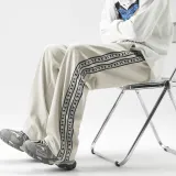 Чайно-коричневый