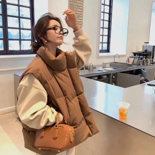 Aghr Женские пуховики