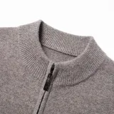 Яркий верблюжий серый