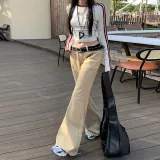 Хаки, длина до щиколотки.