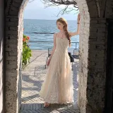 Бежево-желтый, длинный