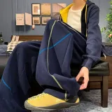 Темно-синий, высокий