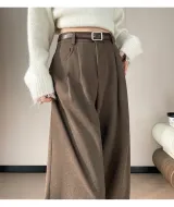 Кофейный Маленький (Включает значок KikiClothingBoutique)