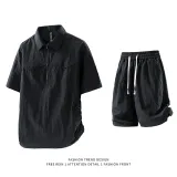 Чёрный топ + чёрные шорты