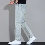 Элегантный белый