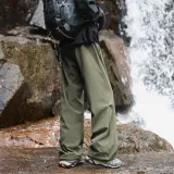 Армейский зеленый