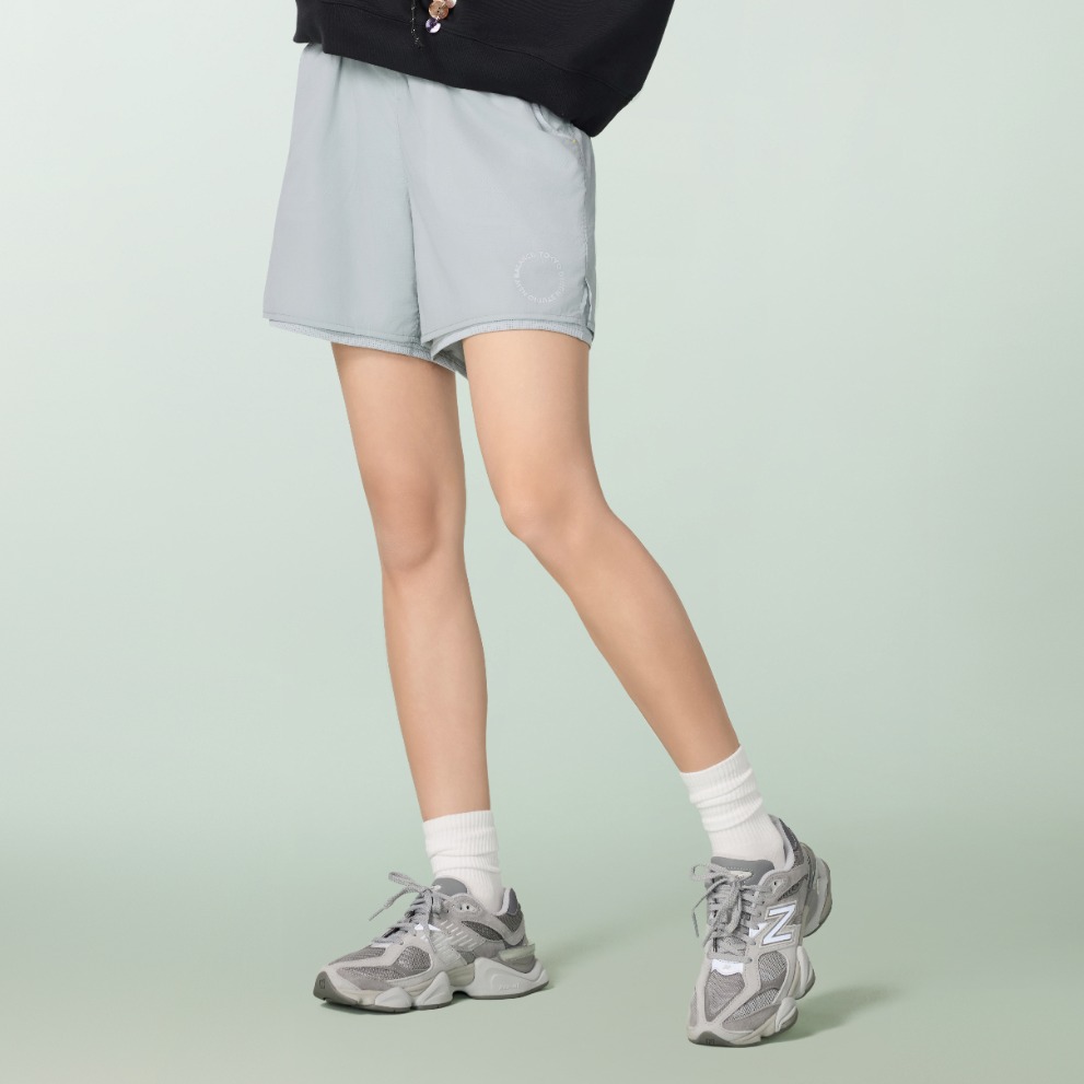 New Balance NB 9060 Текстиль Искусственная кожа Низкий верх Повседневная обувь Унисекс Серый