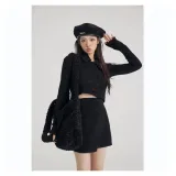 Black Two-Piece Set  
Черный двухкомпонентный комплект