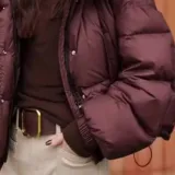 Красное коричневое пальто