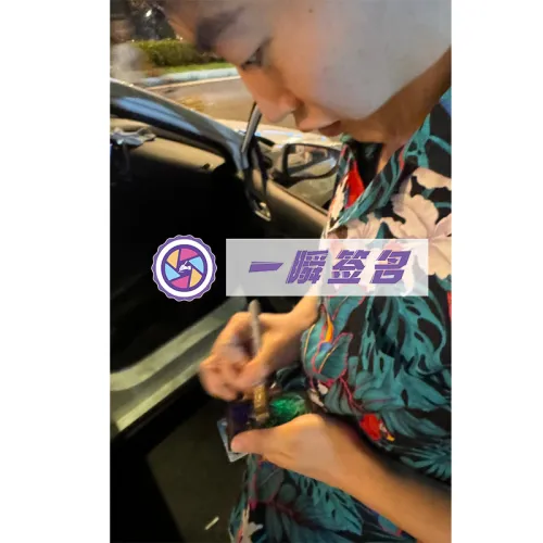 Instant Signature LOL Подпись Чжан Цзяо Включает Сертификат Сертифицированные Карточки 1 Упаковка